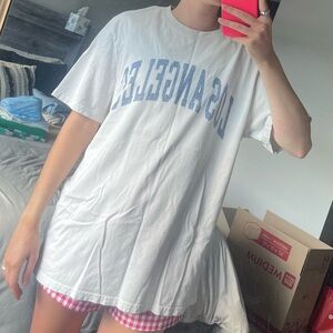 John Gault/Brandy Melville Tan T-Shirt with Blue 'Los Angeles' Print